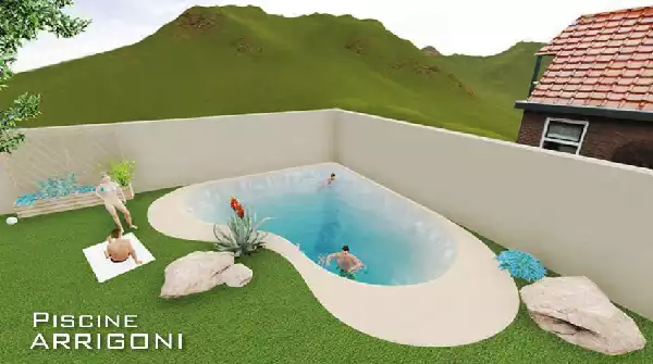 Piscina stile laghetto nel giardino di casa