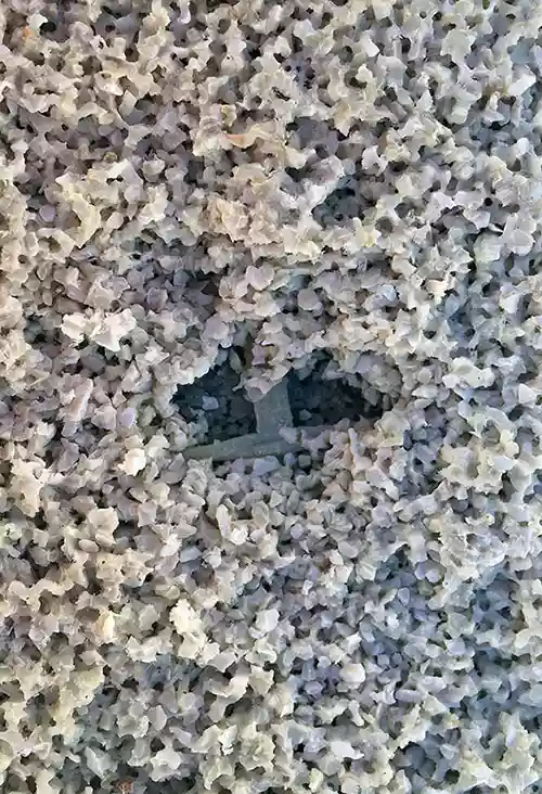 Problema disgregazione strato di sabbia in piscina dal design bio